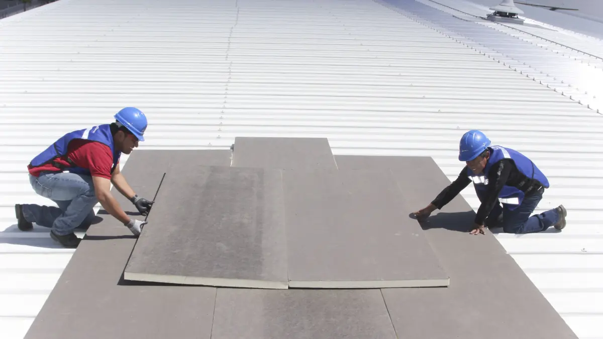 12113 METECNO AISLA PANEL INSTALACION 120315