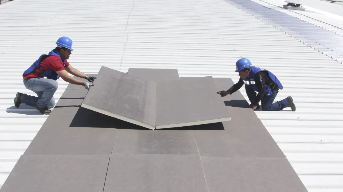 12116 METECNO AISLA PANEL INSTALACION 120315