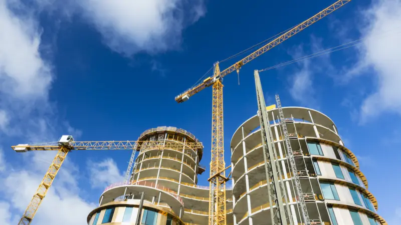 Ventajas del aislamiento térmico eficiente con panel sándwich